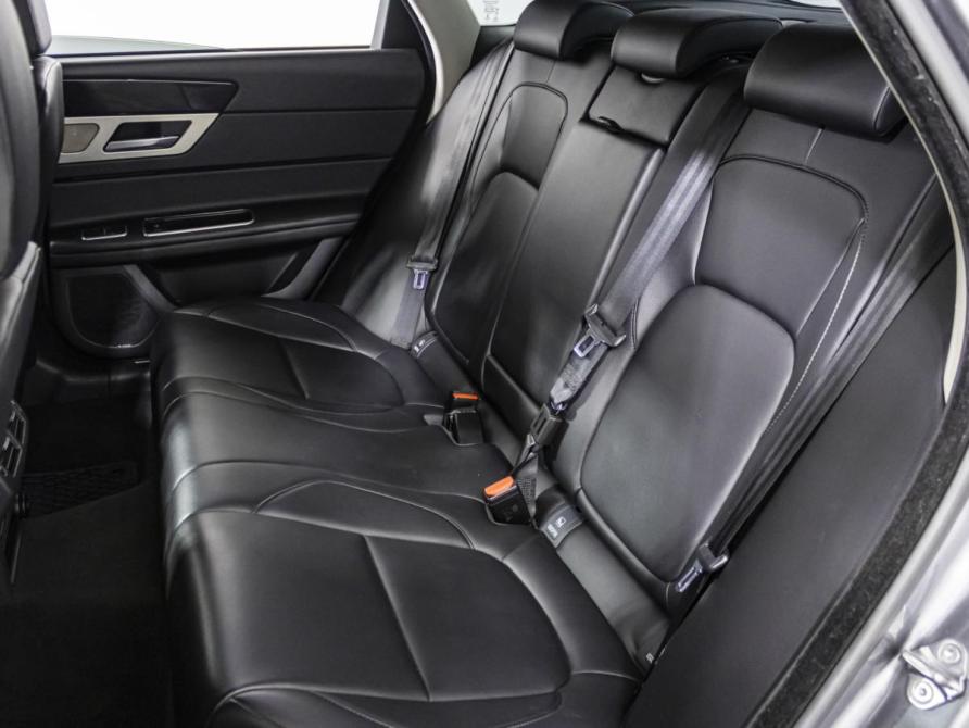 Jaguar XF II Москва  - изображение 15