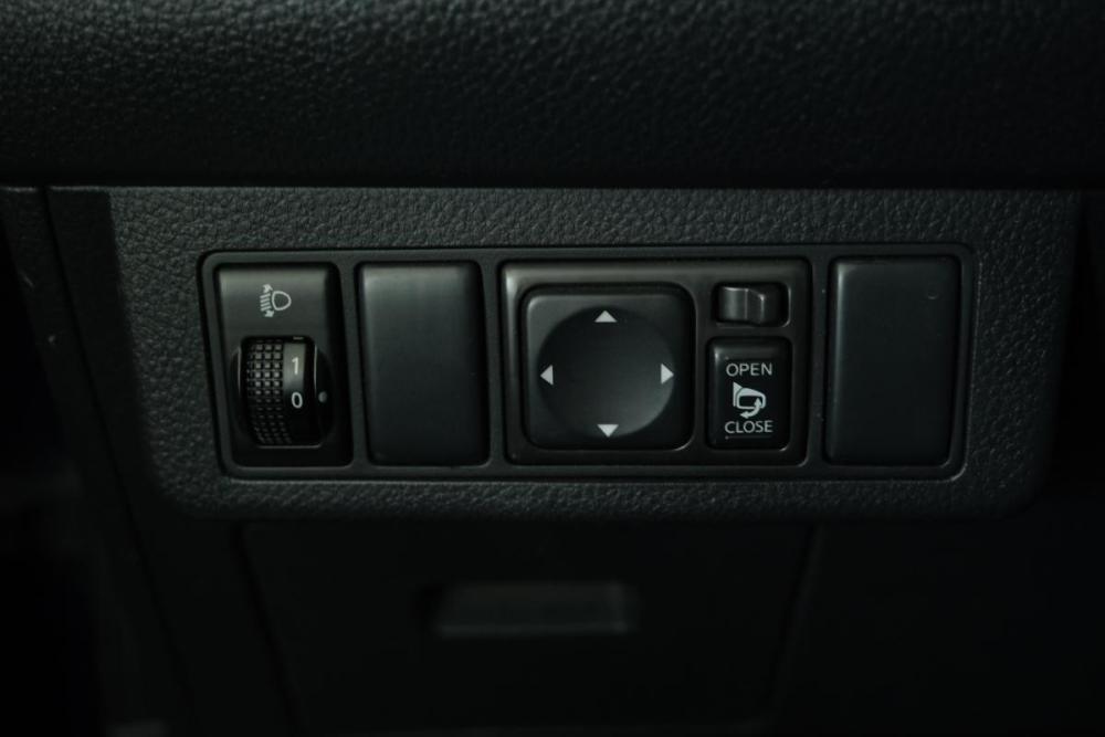 Nissan Tiida I Омск  - изображение 10