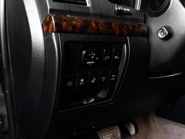 Toyota Land Cruiser 200 Series Рестайлинг 1 с пробегом 2013 года, цена 4 569 000 рублей, 207320 км, внедорожник, Автокод Объявления