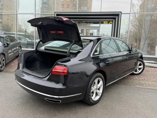 Audi A8 III (D4) Рестайлинг с пробегом 2016 года, цена 2 755 000 рублей, 260900 км, седан, Автокод Объявления