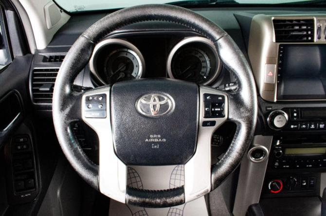 Toyota Land Cruiser Prado 150 Series с пробегом 2013 года, цена 2 999 000 рублей, 282000 км, внедорожник, Автокод Объявления