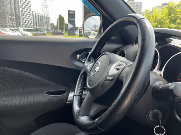 Nissan Juke I с пробегом 2012 года, цена 900 000 рублей, 152222 км, внедорожник, Автокод Объявления