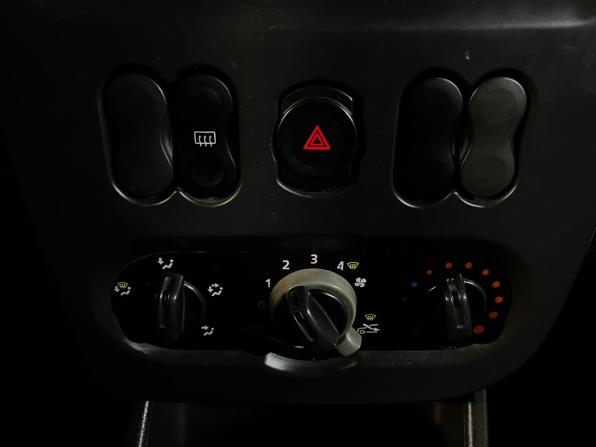 Renault Logan I Рестайлинг с пробегом 2010 года, цена 279 900 рублей, 322000 км, седан, Автокод Объявления