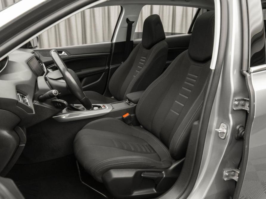 Peugeot 308 II Москва  - изображение 9
