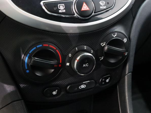 Hyundai Solaris I с пробегом 2013 года, цена 730 000 рублей, 194433 км, седан, Автокод Объявления