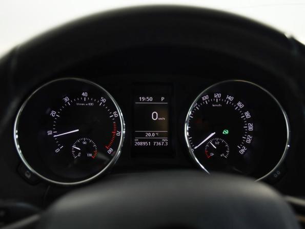 Skoda Yeti I Рестайлинг с пробегом 2015 года, цена 1 169 000 рублей, 208951 км, внедорожник, Автокод Объявления