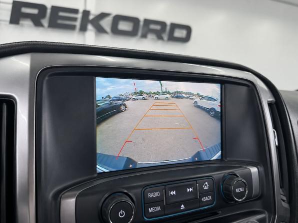 Chevrolet Silverado III (K2XX) Рестайлинг с пробегом 2016 года, цена 4 270 000 рублей, 235232 км, offers.body_type.unknown, Автокод Объявления