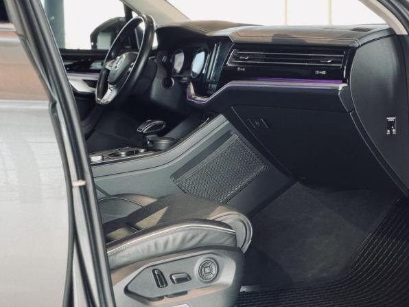 Volkswagen Touareg III с пробегом 2018 года, цена 4 750 000 рублей, 97865 км, внедорожник, Автокод Объявления
