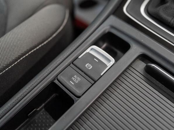 Volkswagen Golf VII с пробегом 2015 года, цена 1 300 000 рублей, 68411 км, хэтчбек, Автокод Объявления