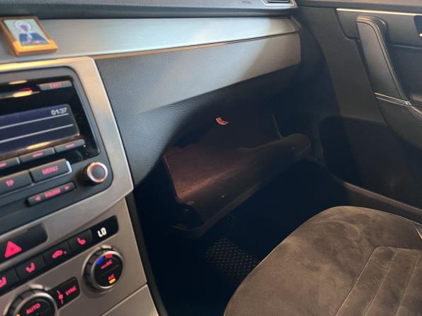 Volkswagen Passat B7 с пробегом 2012 года, цена 1 365 000 рублей, 240051 км, седан, Автокод Объявления