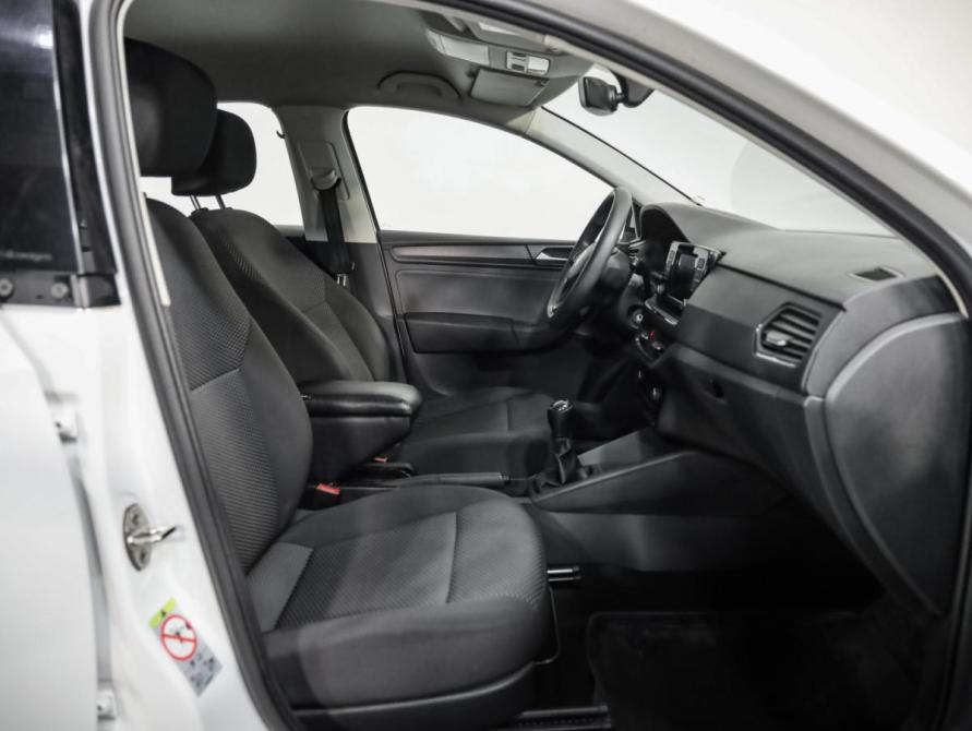 Volkswagen Polo VI Санкт-Петербург  - изображение 19