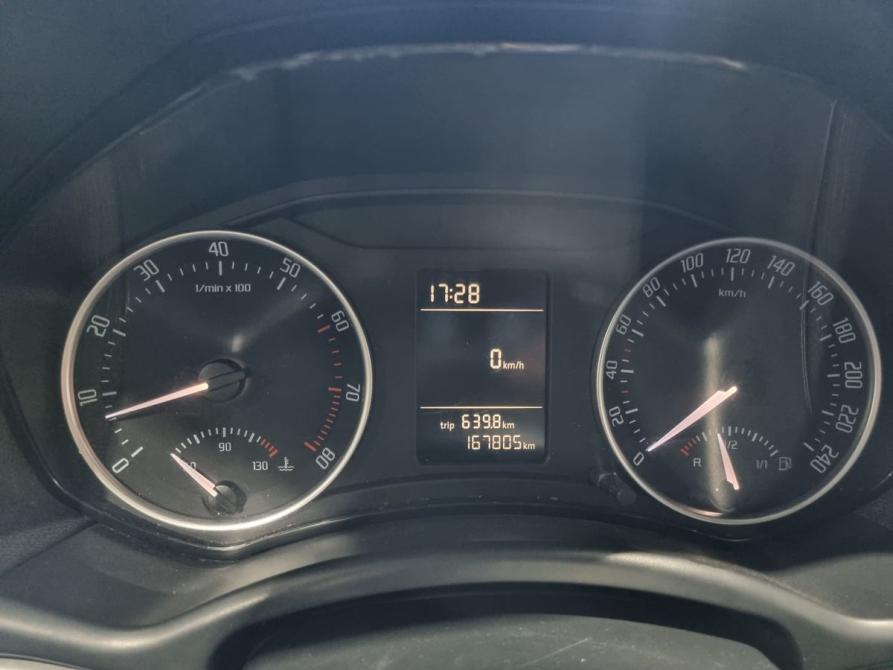 Skoda Octavia II (A5) Рестайлинг Санкт-Петербург  - изображение 14