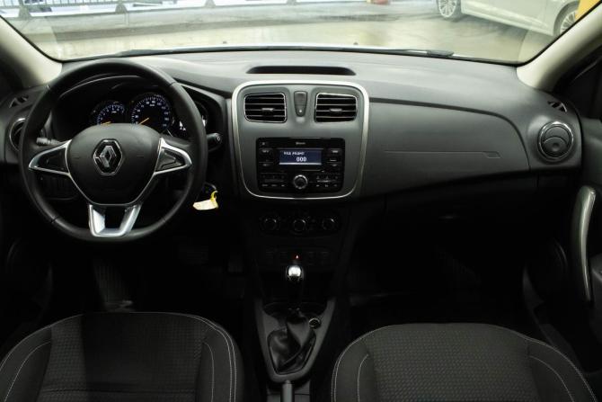 Renault Logan II Рестайлинг с пробегом 2022 года, цена 1 249 000 рублей, 50303 км, седан, Автокод Объявления