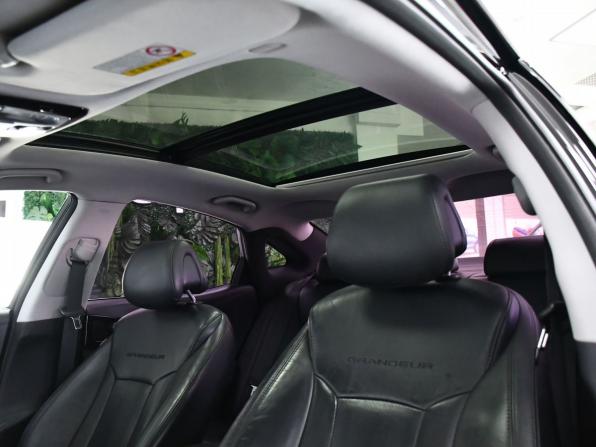 Hyundai Grandeur V с пробегом 2013 года, цена 1 547 000 рублей, 157800 км, седан, Автокод Объявления