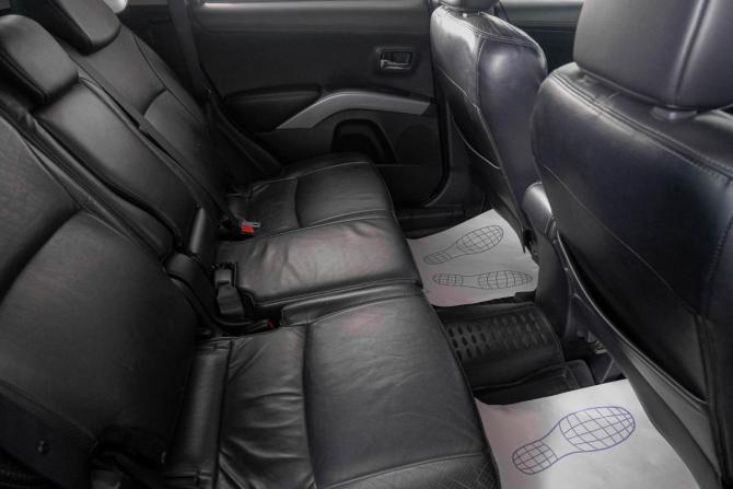 Mitsubishi Outlander II Рестайлинг с пробегом 2010 года, цена 1 149 000 рублей, 210000 км, внедорожник, Автокод Объявления