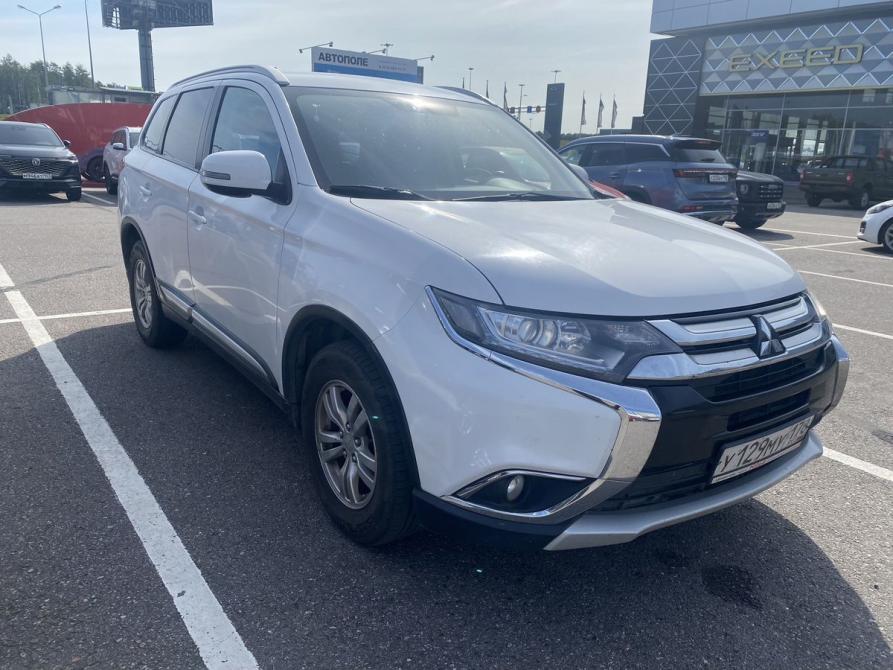 Mitsubishi Outlander III Рестайлинг 2 Санкт-Петербург  - изображение 2