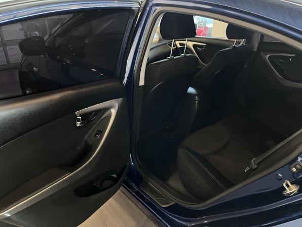 Hyundai Elantra V (MD) с пробегом 2012 года, цена 633 000 рублей, 313391 км, седан, Автокод Объявления