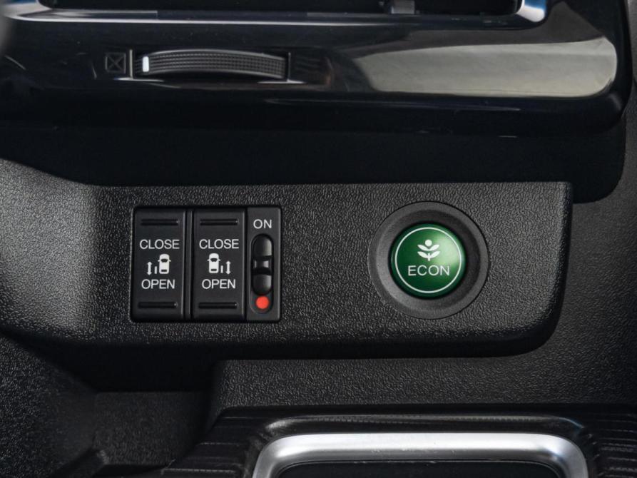 Honda Stepwgn V Краснодар  - изображение 21