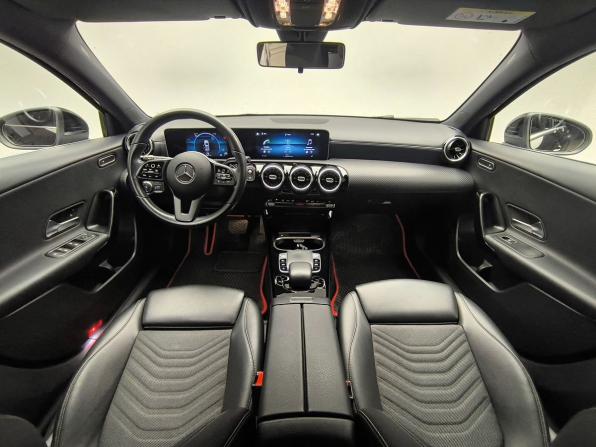 Mercedes-Benz A-Класс IV (W177) с пробегом 2018 года, цена 2 524 000 рублей, 70750 км, хэтчбек, Автокод Объявления