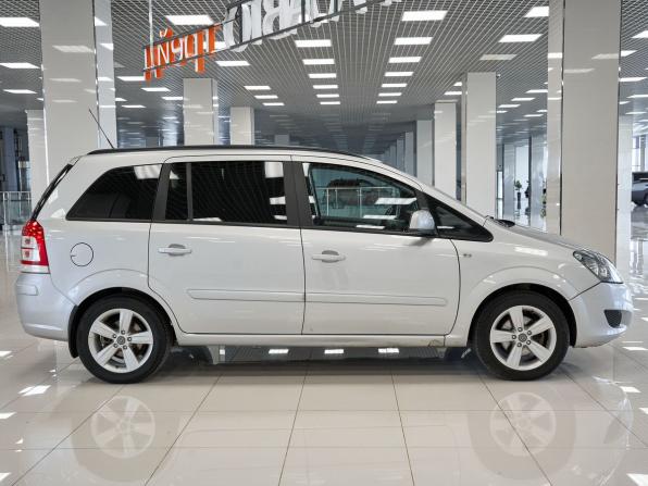 Opel Zafira B Рестайлинг с пробегом 2012 года, цена 674 000 рублей, 136831 км, компактвэн, Автокод Объявления