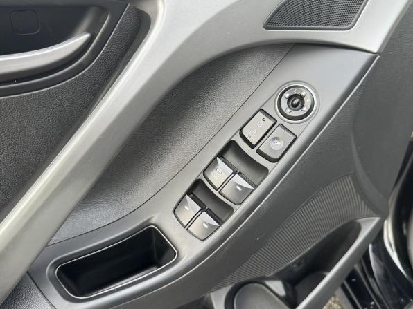 Hyundai Elantra V (MD) Рестайлинг с пробегом 2015 года, цена 1 099 000 рублей, 181934 км, седан, Автокод Объявления