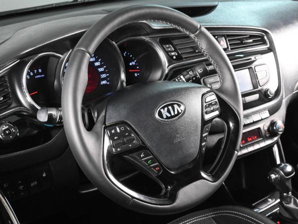 Kia Ceed II Рестайлинг с пробегом 2016 года, цена 1 439 000 рублей, 127784 км, хэтчбек, Автокод Объявления