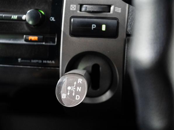 Toyota Prius II Рестайлинг (XW20) с пробегом 2008 года, цена 675 000 рублей, 430541 км, лифтбек, Автокод Объявления