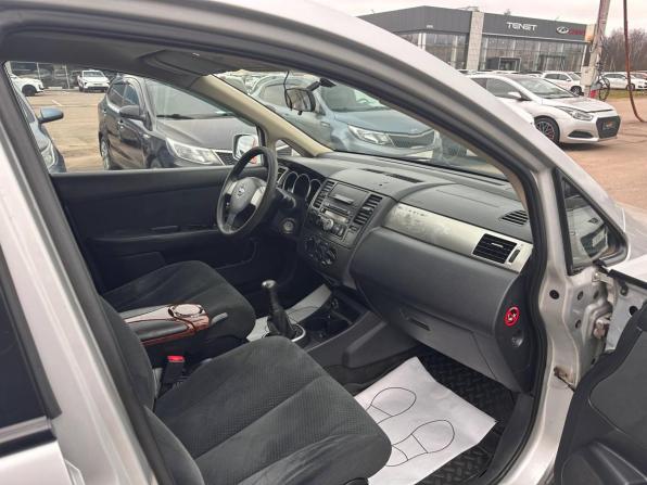 Nissan Tiida I Рестайлинг с пробегом 2010 года, цена 566 500 рублей, 224412 км, хэтчбек, Автокод Объявления