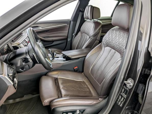 BMW 5 серии VII (G30/G31/G38) с пробегом 2019 года, цена 4 795 000 рублей, 88000 км, седан, Автокод Объявления