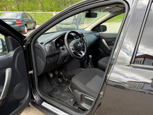 Renault Sandero II с пробегом 2018 года, цена 1 049 000 рублей, 135000 км, хэтчбек, Автокод Объявления