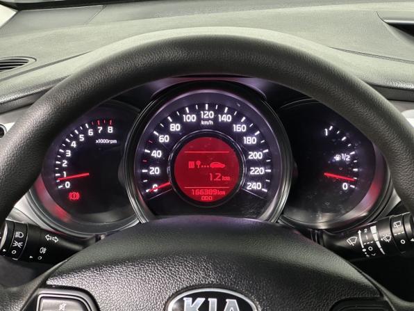 Kia Ceed II с пробегом 2013 года, цена 959 000 рублей, 165000 км, хэтчбек, Автокод Объявления