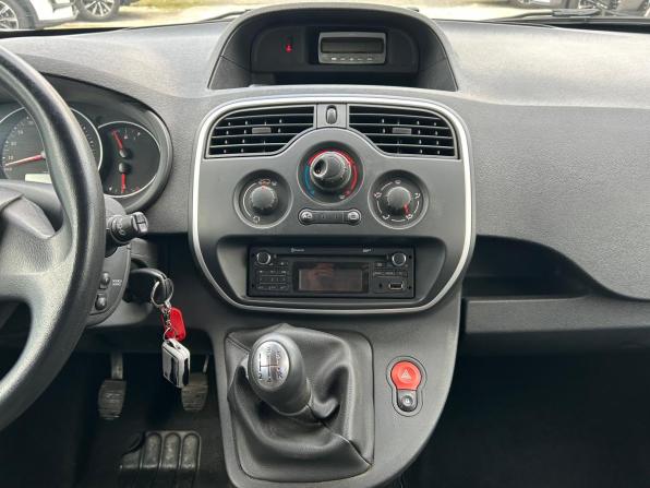 Renault Kangoo II Рестайлинг с пробегом 2014 года, цена 899 000 рублей, 195254 км, минивэн, Автокод Объявления