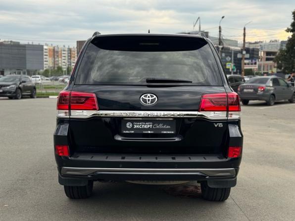 Toyota Land Cruiser 200 Series Рестайлинг 2 с пробегом 2016 года, цена 4 600 000 рублей, 195913 км, внедорожник, Автокод Объявления