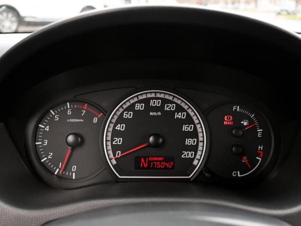 Suzuki Swift III с пробегом 2007 года, цена 649 000 рублей, 175042 км, хэтчбек, Автокод Объявления
