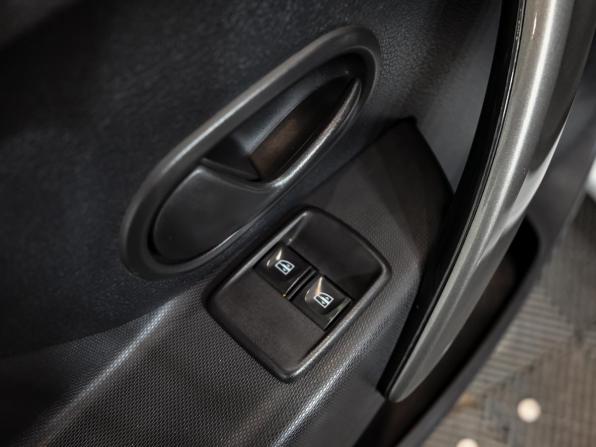 Renault Logan II Рестайлинг с пробегом 2021 года, цена 830 000 рублей, 158307 км, седан, Автокод Объявления