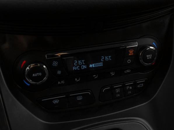 Ford Kuga II с пробегом 2016 года, цена 1 620 000 рублей, 105093 км, внедорожник, Автокод Объявления