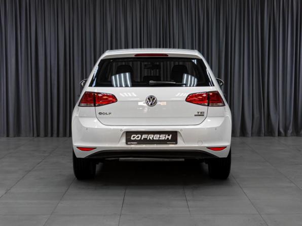 Volkswagen Golf VII с пробегом 2014 года, цена 984 000 рублей, 148881 км, хэтчбек, Автокод Объявления