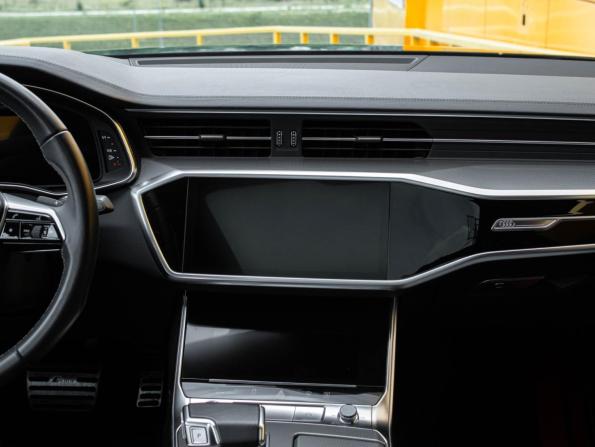 Audi A6 V (C8) Рестайлинг с пробегом 2024 года, цена 4 939 000 рублей, 1 км, седан, Автокод Объявления