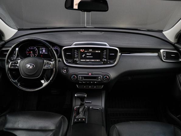 Kia Sorento III Prime Рестайлинг с пробегом 2019 года, цена 3 350 000 рублей, 57714 км, внедорожник, Автокод Объявления