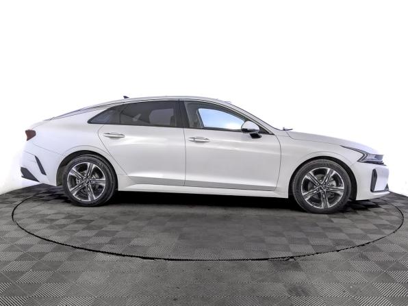 Kia K5 III с пробегом 2023 года, цена 3 300 000 рублей, 21210 км, седан, Автокод Объявления