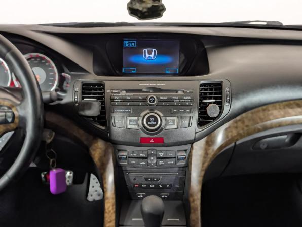 Honda Accord VIII с пробегом 2008 года, цена 899 900 рублей, 220000 км, седан, Автокод Объявления