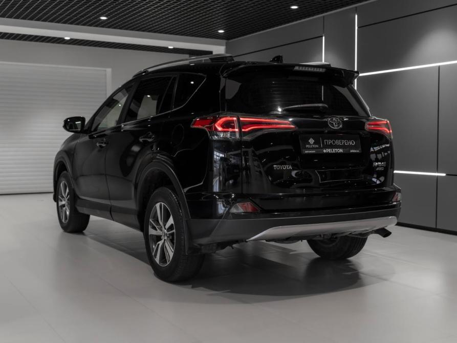 Toyota RAV4 IV (XA40) Рестайлинг Москва  - изображение 4