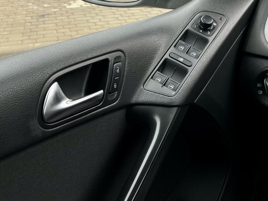 Volkswagen Tiguan I Рестайлинг Краснодар  - изображение 23