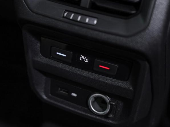 Volkswagen Tiguan II с пробегом 2019 года, цена 2 499 000 рублей, 95672 км, внедорожник, Автокод Объявления