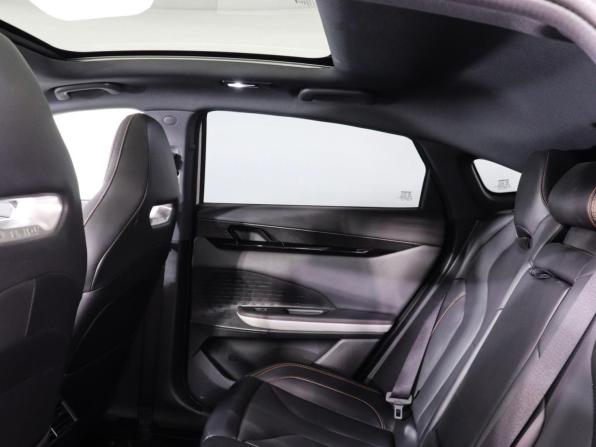 Changan UNI-V I с пробегом 2024 года, цена 2 290 000 рублей, 17550 км, лифтбек, Автокод Объявления