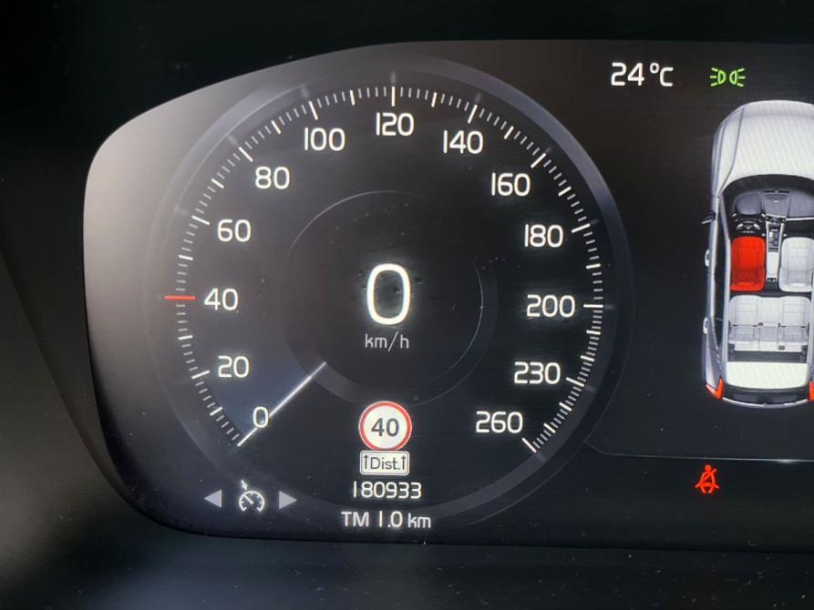 Volvo XC40 I Москва  - изображение 13