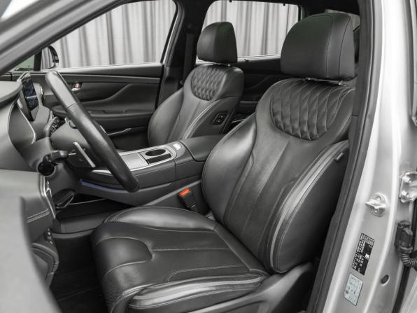 Hyundai Santa Fe IV Рестайлинг с пробегом 2022 года, цена 3 890 000 рублей, 40642 км, внедорожник, Автокод Объявления