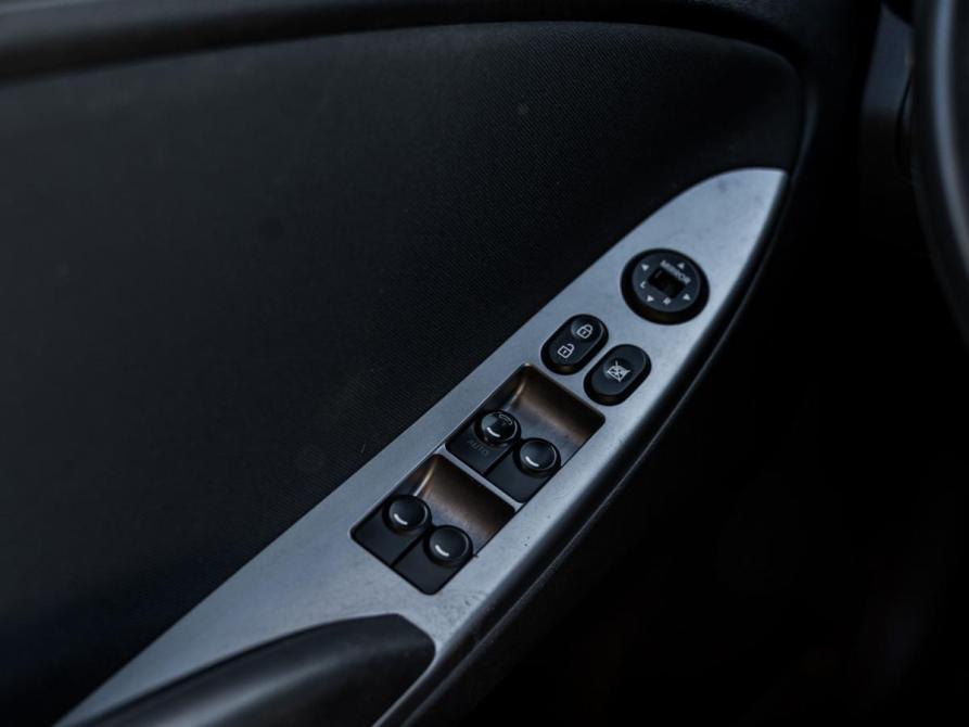 Hyundai Solaris I Рестайлинг Санкт-Петербург  - изображение 9