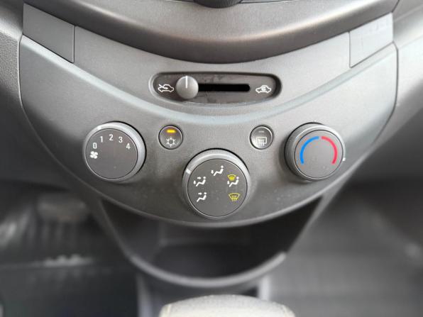 Chevrolet Spark III с пробегом 2013 года, цена 650 000 рублей, 106292 км, хэтчбек, Автокод Объявления