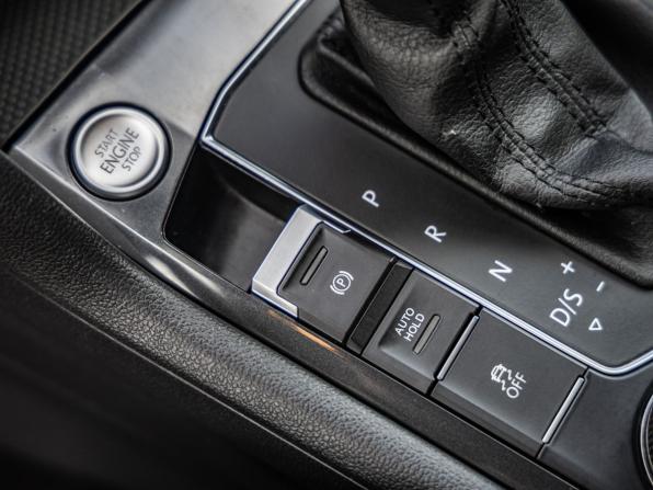 Volkswagen Tiguan II с пробегом 2017 года, цена 2 198 000 рублей, 184121 км, внедорожник, Автокод Объявления